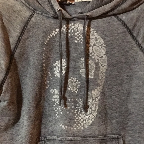 Roxy from PacSun, gray sweatshirt with sugar skull sz large - Picture 4 of 5